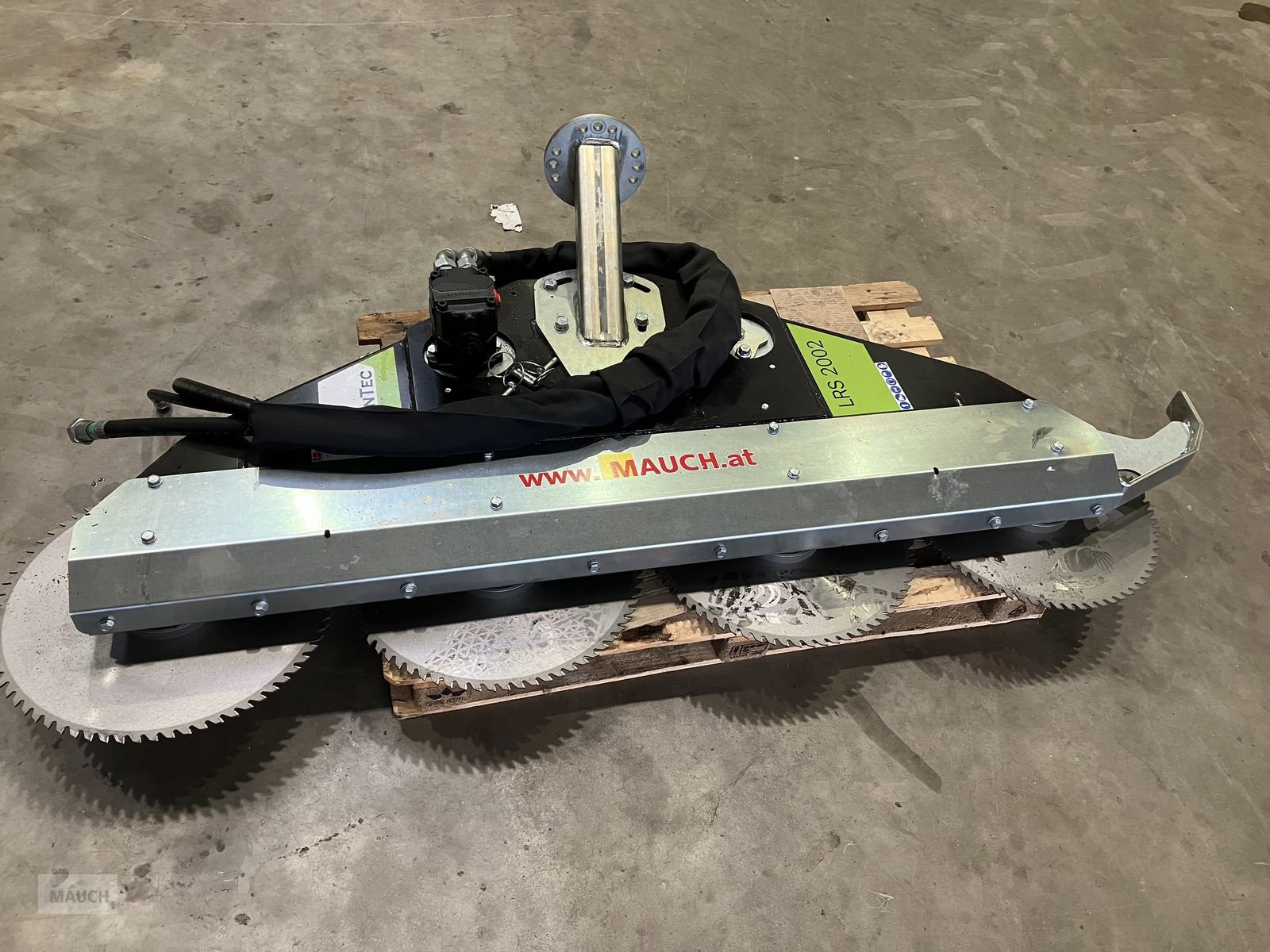 Sonstige Forsttechnik van het type Greentec LRS 2002 Astsäge, Neumaschine in Burgkirchen (Foto 4)