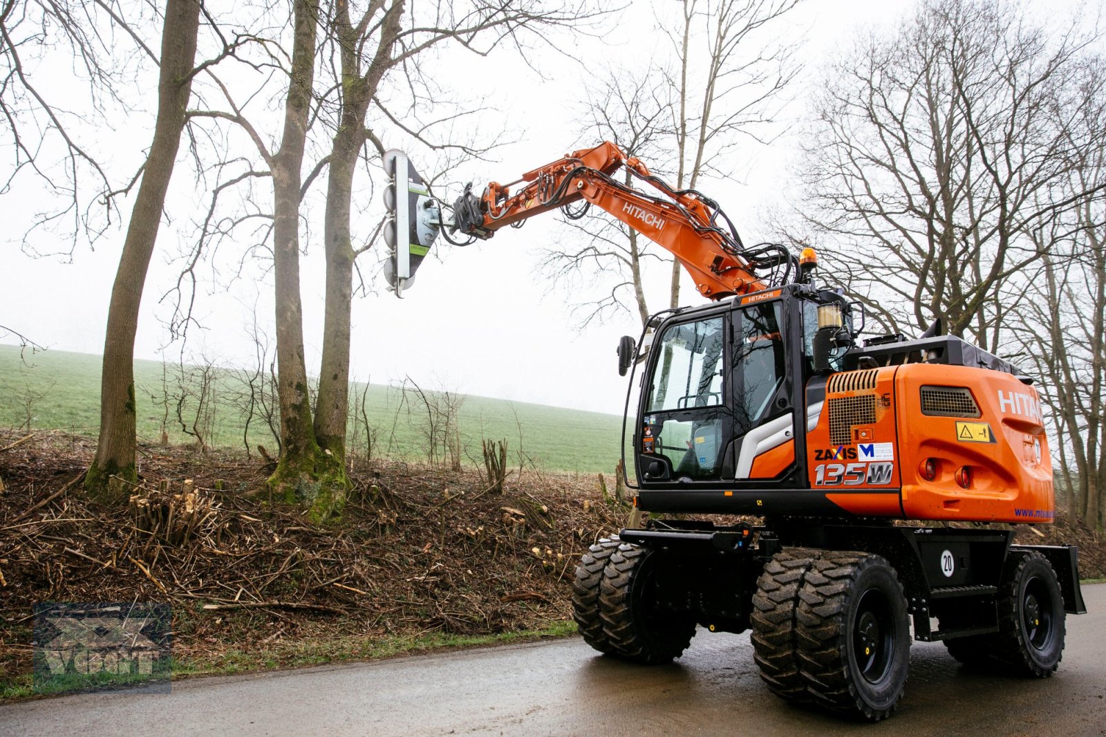 Sonstige Forsttechnik типа Greentec LRS 2402 Astsäge /Baumsäge für Bagger /Radlader /Traktor-Vorführgerät-, Gebrauchtmaschine в Schmallenberg (Фотография 17)