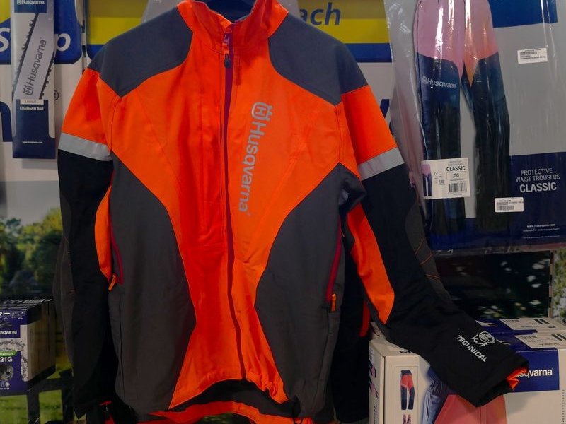 Sonstige Forsttechnik des Typs Husqvarna Forstjacke Technical, Gebrauchtmaschine in Villach (Bild 1)