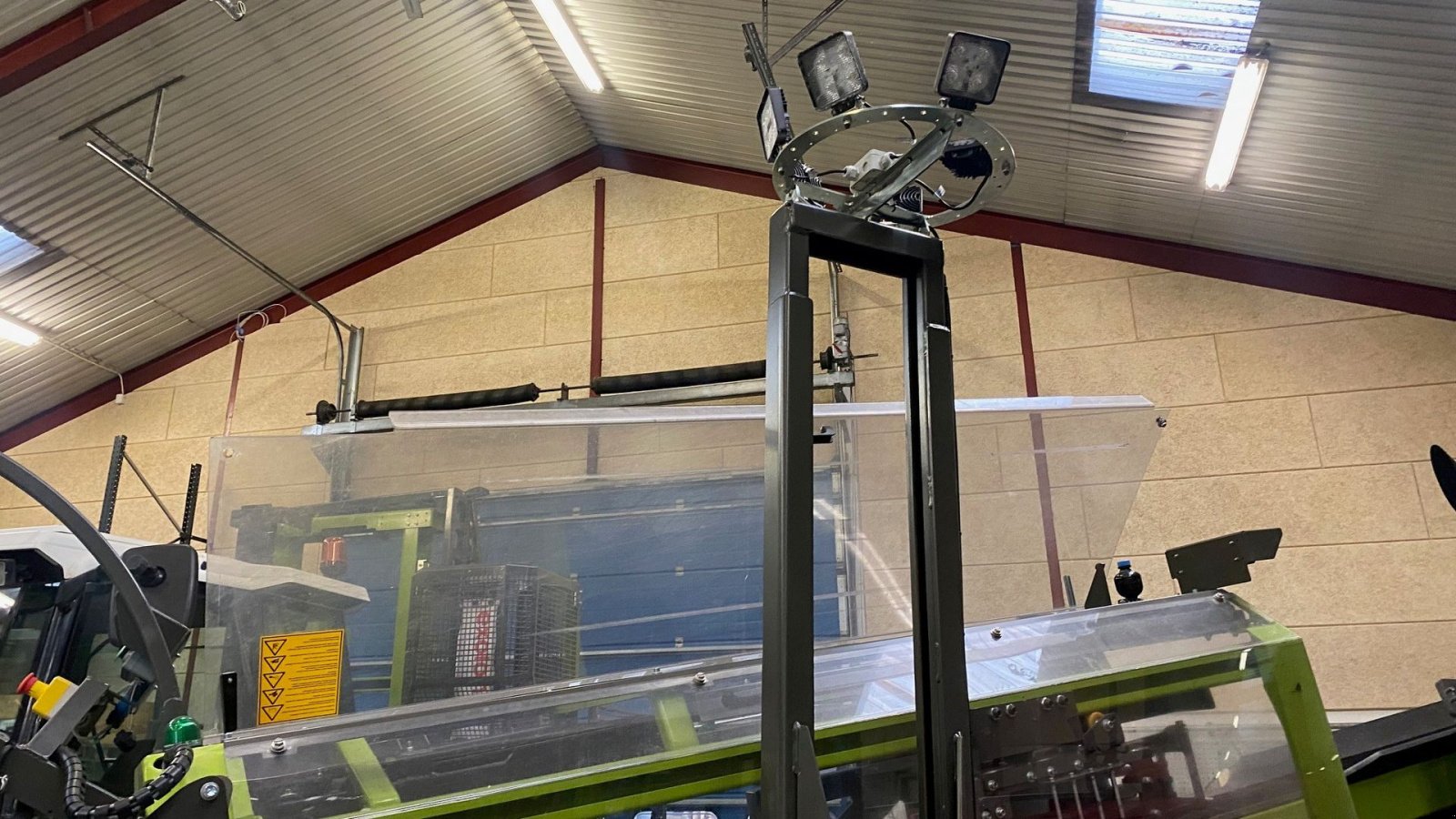 Sonstige Forsttechnik del tipo Inter Tech Pakke og Netmaskine med bagmonteret elevator Komplet Tree Tech sæt med traktor, Gebrauchtmaschine en Kjellerup (Imagen 6)