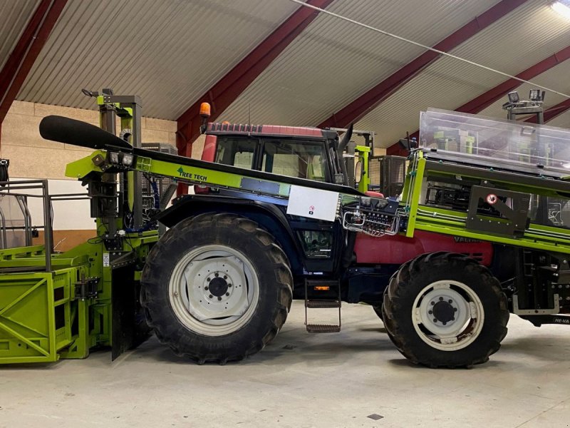 Sonstige Forsttechnik типа Inter Tech Pakke og Netmaskine med bagmonteret elevator Komplet Tree Tech sæt med traktor, Gebrauchtmaschine в Kjellerup (Фотография 1)