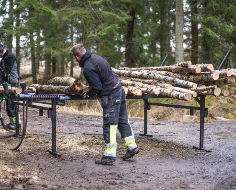 Sonstige Forsttechnik des Typs Kellfri SB220 hydraulischer Zuführtisch, Neumaschine in Neubrandenburg (Bild 2)