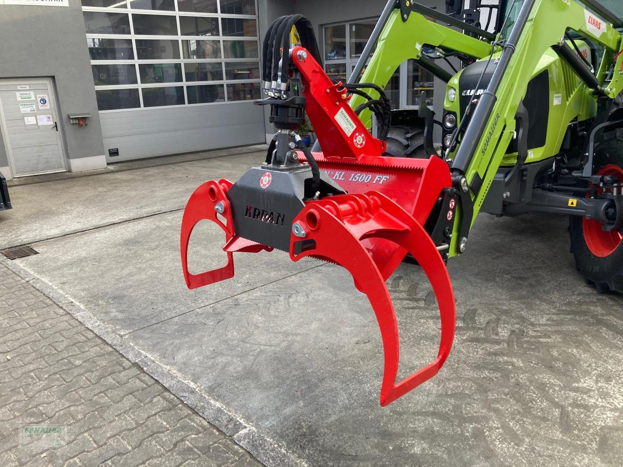Sonstige Forsttechnik Türe ait Krpan Holz Verladezange KL 1500FF Forstzange f. Euro- und Dreipunktaufnahme, Neumaschine içinde Geiselhöring (resim 7)