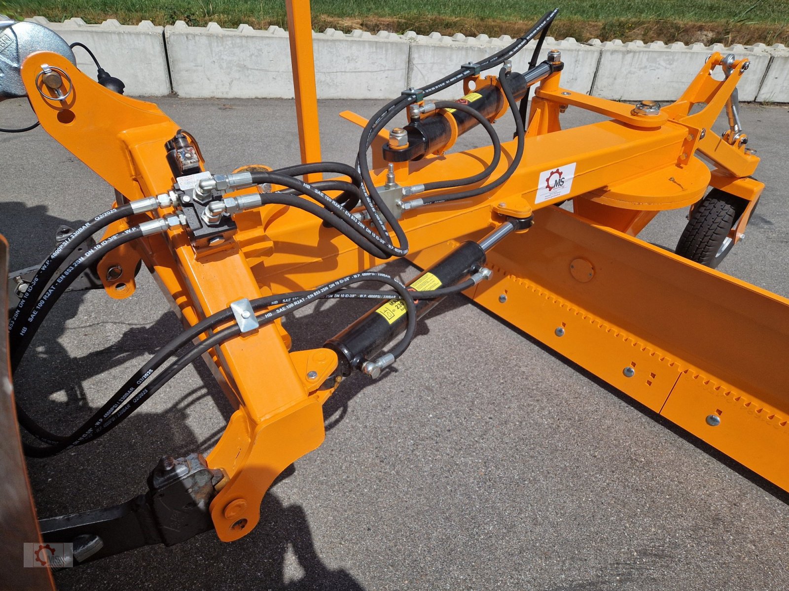 Sonstige Forsttechnik a típus MS Planierschild Wegehobel Hydraulische Verstellung, Neumaschine ekkor: Tiefenbach (Kép 9)