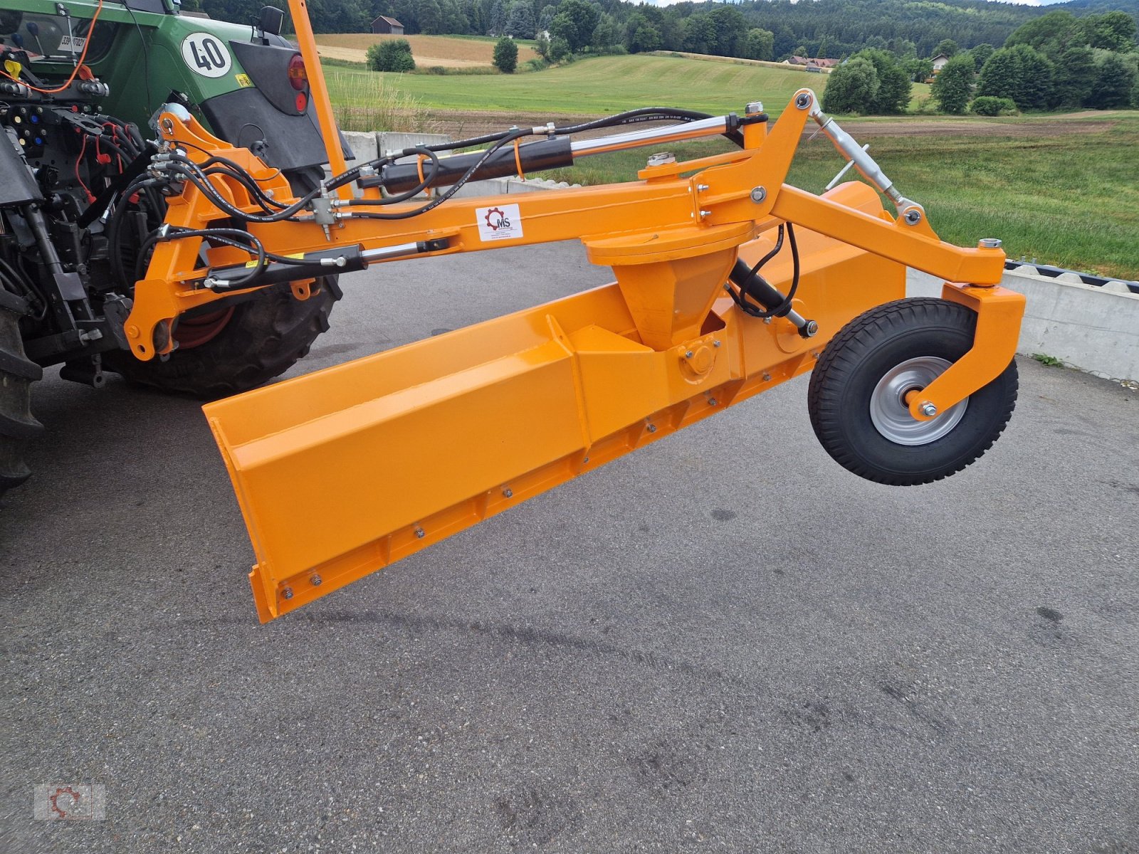 Sonstige Forsttechnik a típus MS Planierschild Wegehobel Hydraulische Verstellung, Neumaschine ekkor: Tiefenbach (Kép 15)