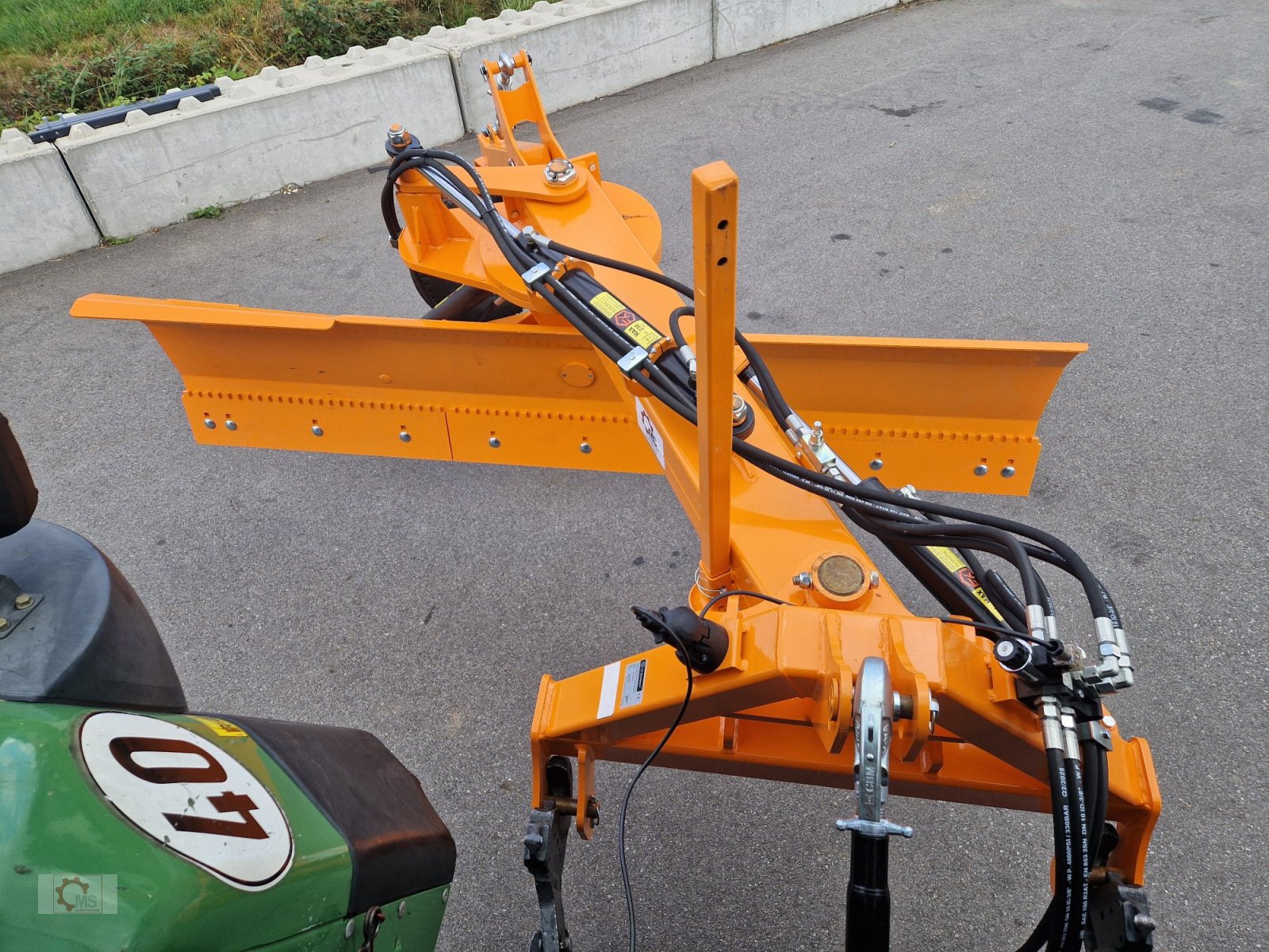 Sonstige Forsttechnik a típus MS Planierschild Wegehobel Hydraulische Verstellung, Neumaschine ekkor: Tiefenbach (Kép 19)