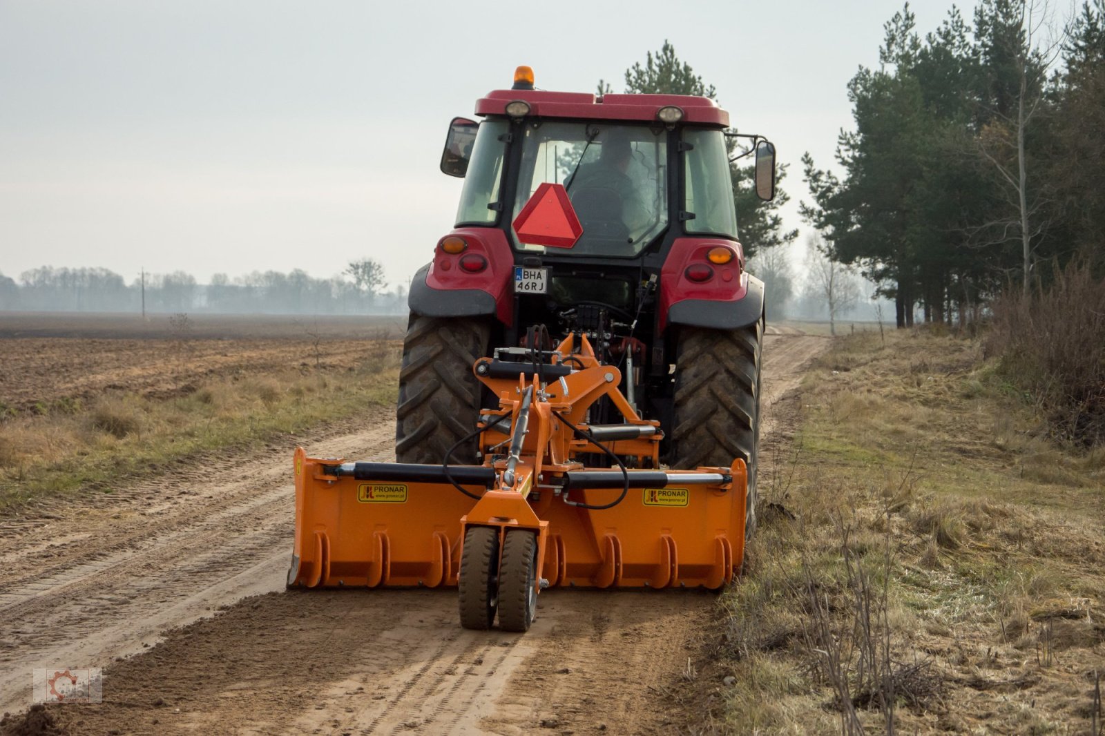Sonstige Forsttechnik typu PRONAR RD-Z24 Wegehobel Planierschild Straßengrader, Neumaschine v Tiefenbach (Obrázek 2)