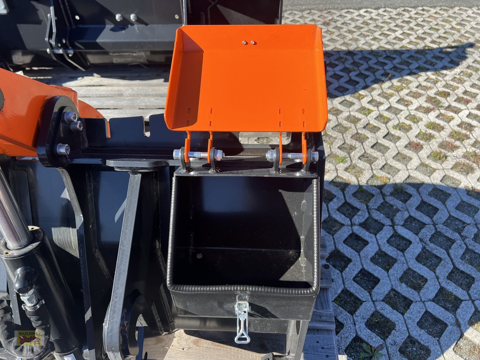 Sonstige Forsttechnik typu Sonstige BMF Polterschild 170 mit hydr. Greifer, Neumaschine v Kötschach (Obrázek 8)