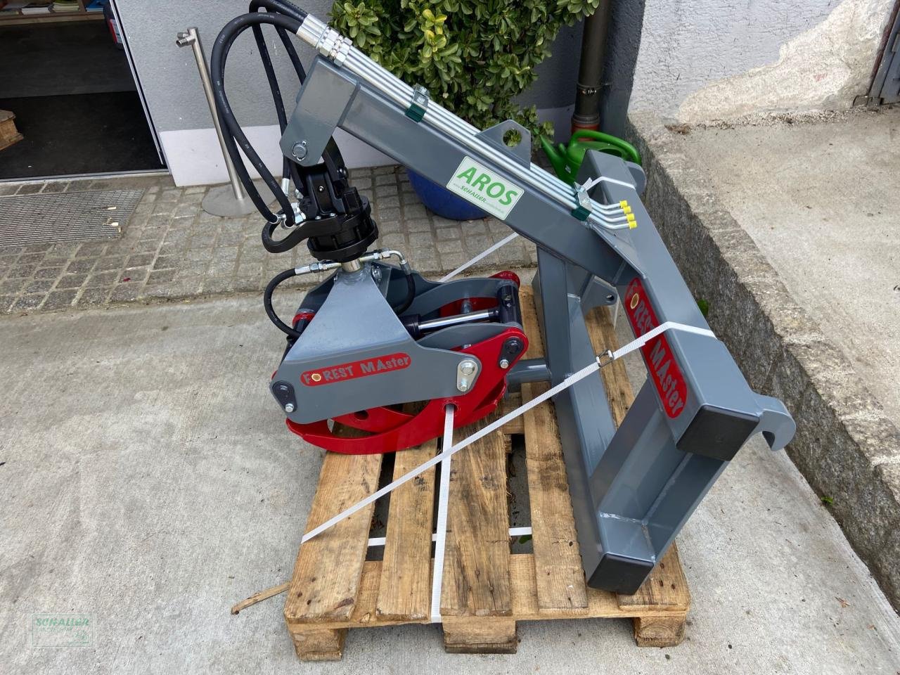 Sonstige Forsttechnik des Typs Sonstige Forst-Verladezange AROS VZA Forest-Master für Euro-Aufnahme, Neumaschine in Geiselhöring (Bild 1)