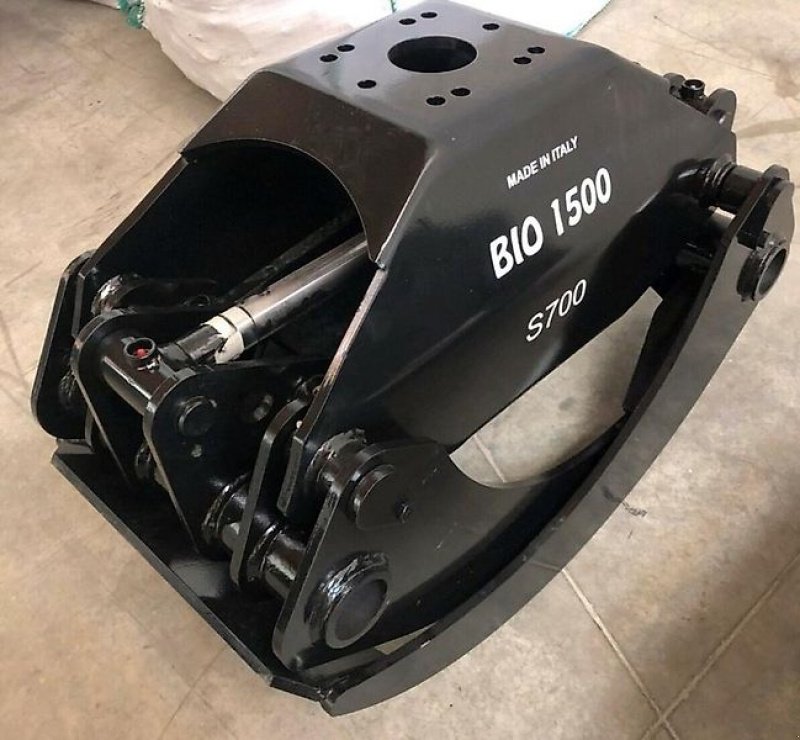 Sonstige Forsttechnik typu Sonstige Holzgreifer Greifer Forstzange Rückezange Zange Holzzange, Gebrauchtmaschine v Schmallenberg (Obrázek 1)