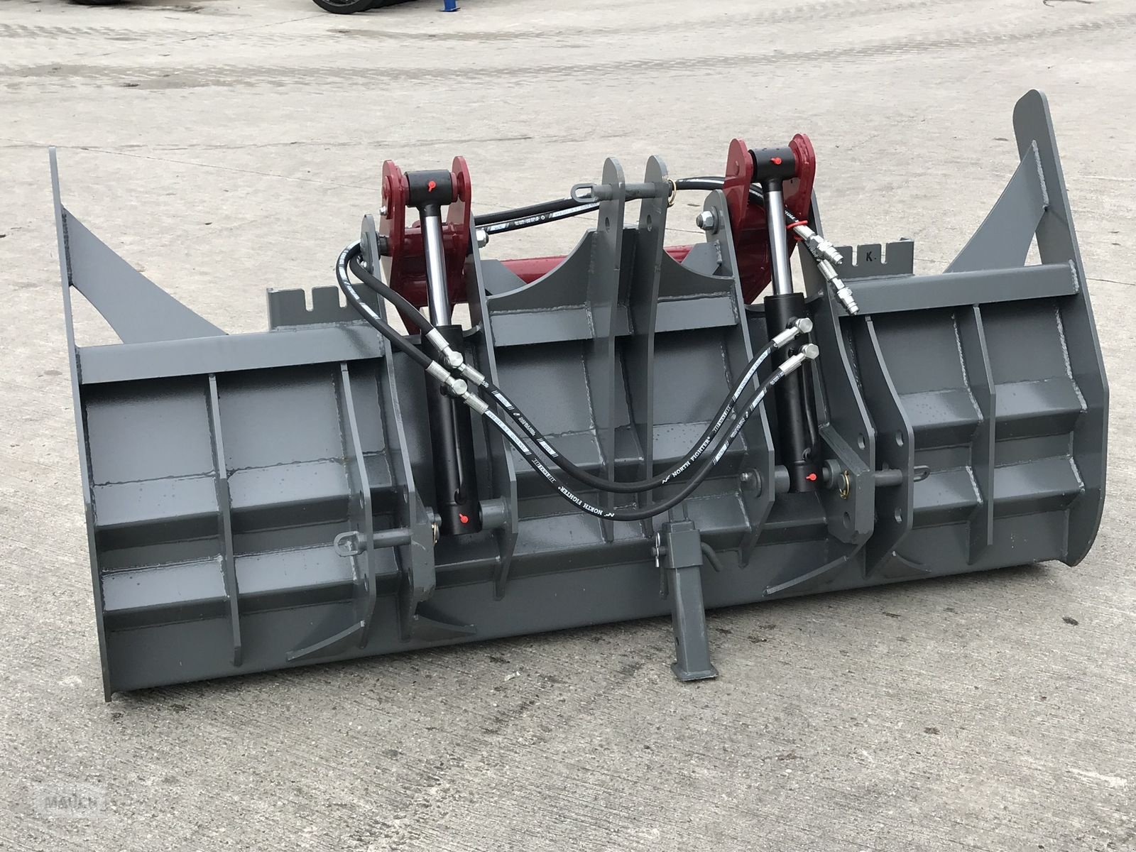 Sonstige Forsttechnik of the type Sonstige Polterschild mit Niederhalter, Neumaschine in Burgkirchen (Picture 3)