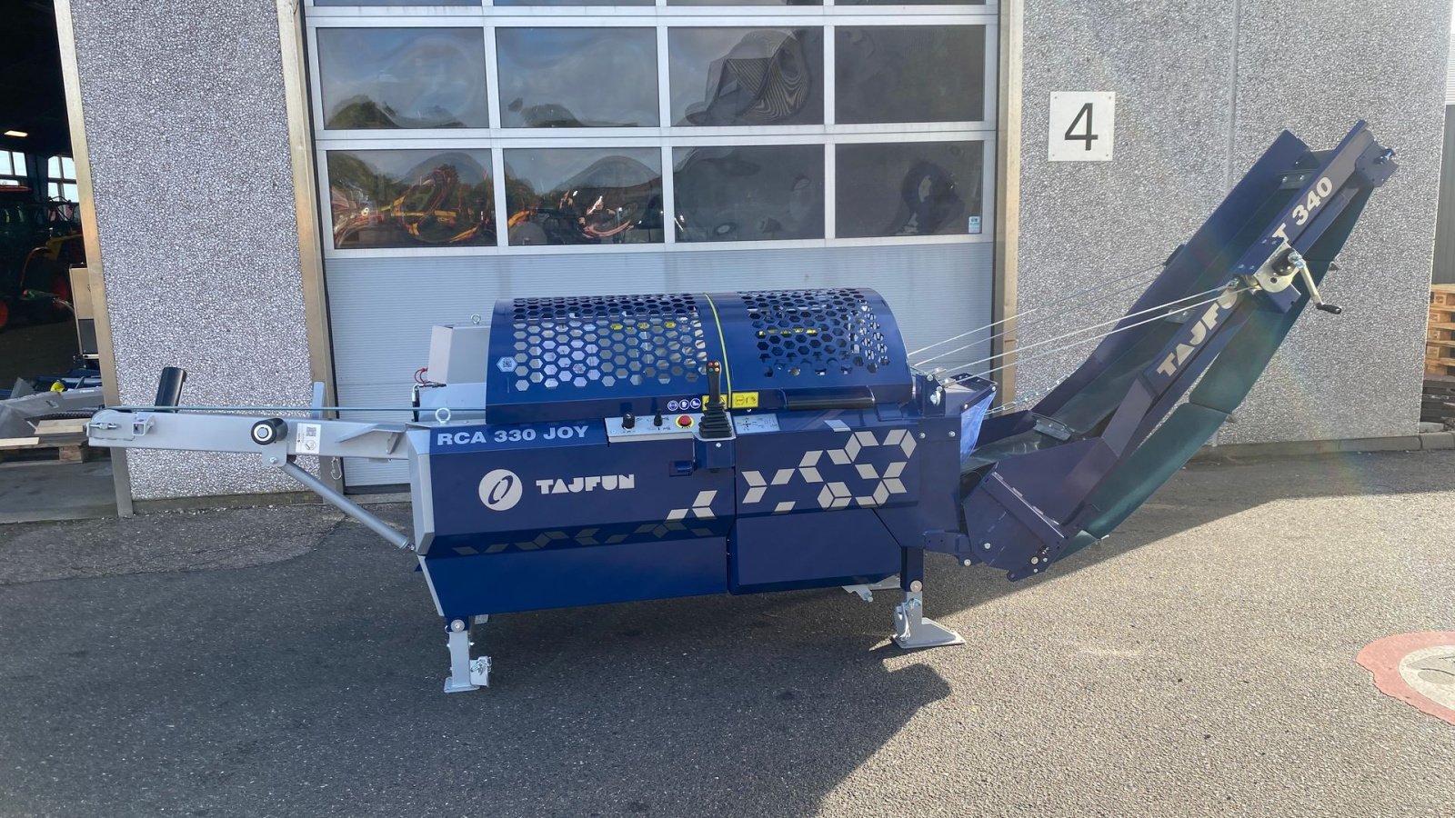 Sonstige Forsttechnik типа Tajfun RCA 330 JOY, Gebrauchtmaschine в Holstebro (Фотография 1)