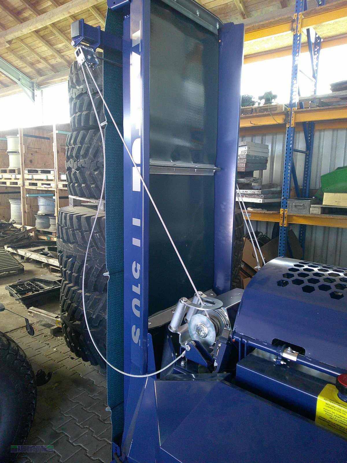 Sonstige Forsttechnik typu Tajfun RCA 480 JOY mit Förderband TT510 S, auf Wunsch Hebetisch DM 2000, Neumaschine v Buchdorf (Obrázek 3)