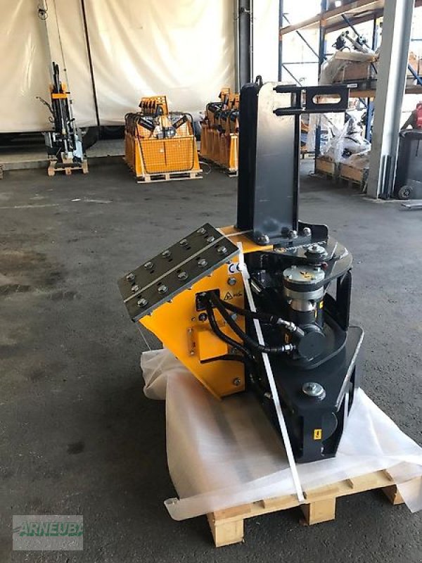 Sonstige Forsttechnik of the type Uniforest Fällgreifer Energieholzgreifer RK 330 B, Neumaschine in Schlettau (Picture 2)