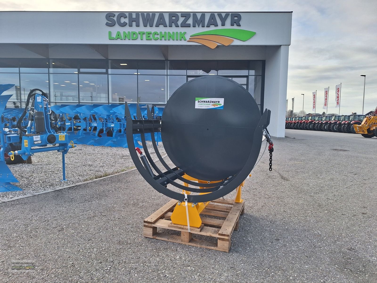 Sonstige Forsttechnik του τύπου Uniforest Python HF Bündelgerät, Neumaschine σε Aurolzmünster (Φωτογραφία 1)