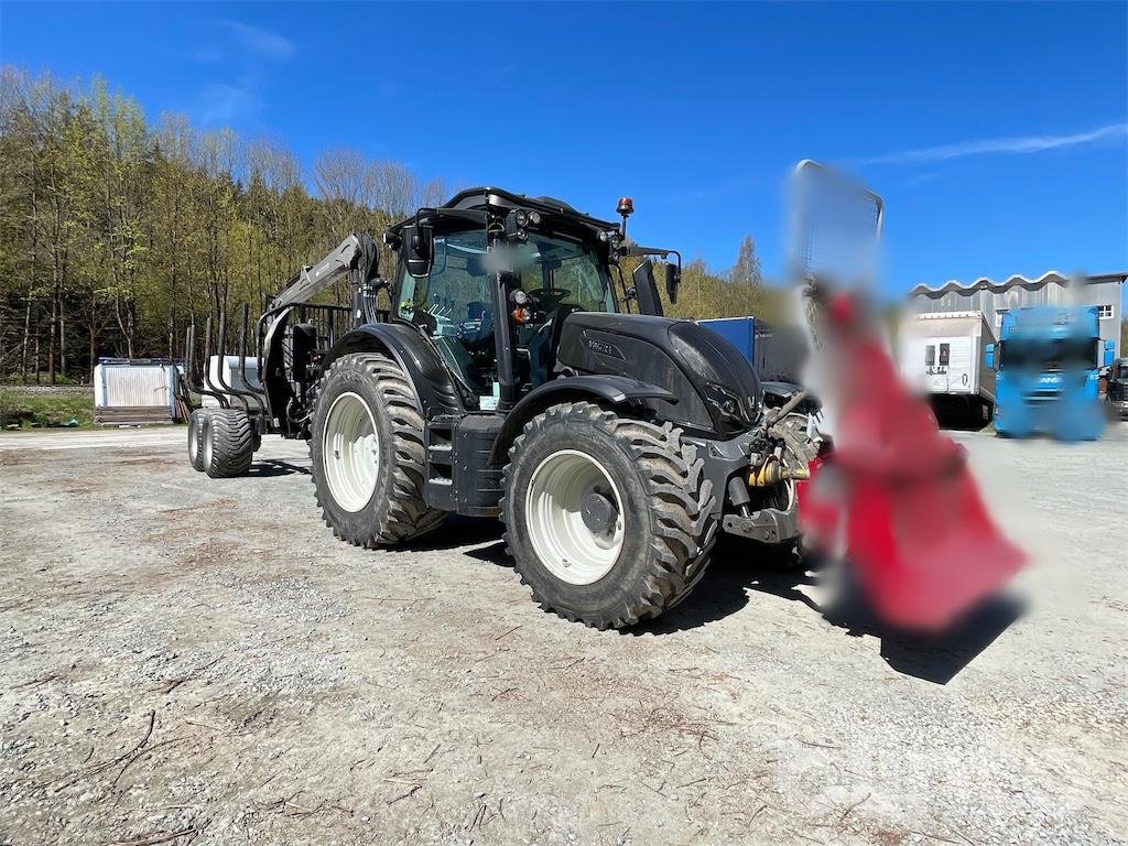 Sonstige Forsttechnik του τύπου Valtra N175A, Gebrauchtmaschine σε Düsseldorf (Φωτογραφία 2)