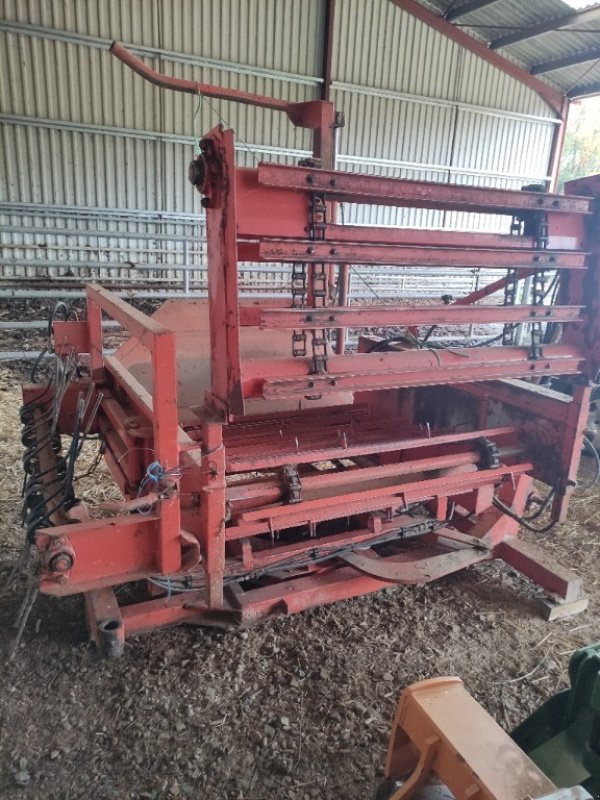 Sonstige Fütterungstechnik от тип ALTEC DR 160, Gebrauchtmaschine в COGNAC LA FORET (Снимка 1)