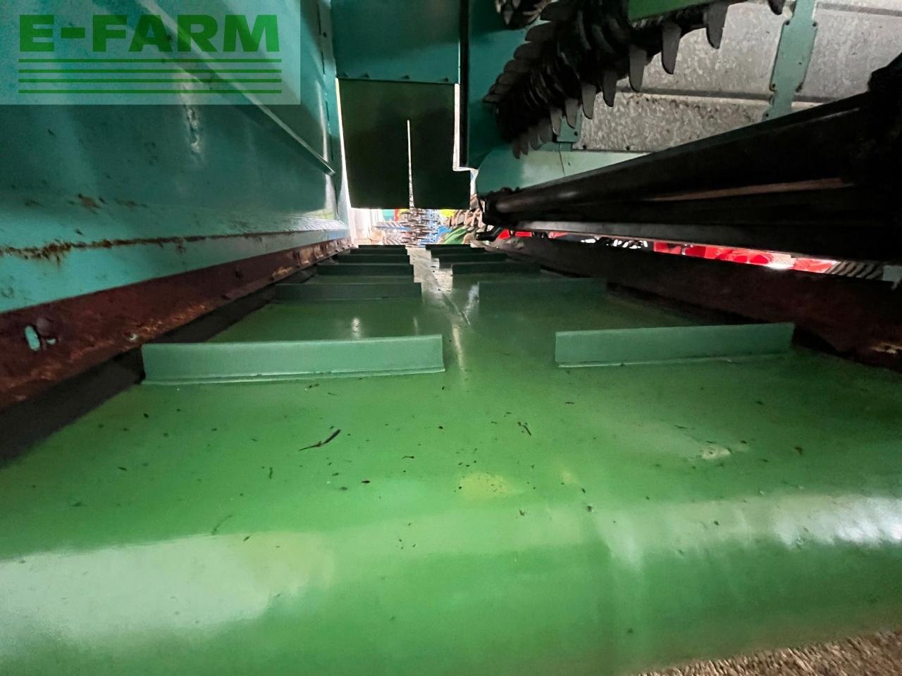 Sonstige Fütterungstechnik typu Joskin pales 500, Gebrauchtmaschine v PONTIVY (56 - MORBIHAN) (Obrázek 9)