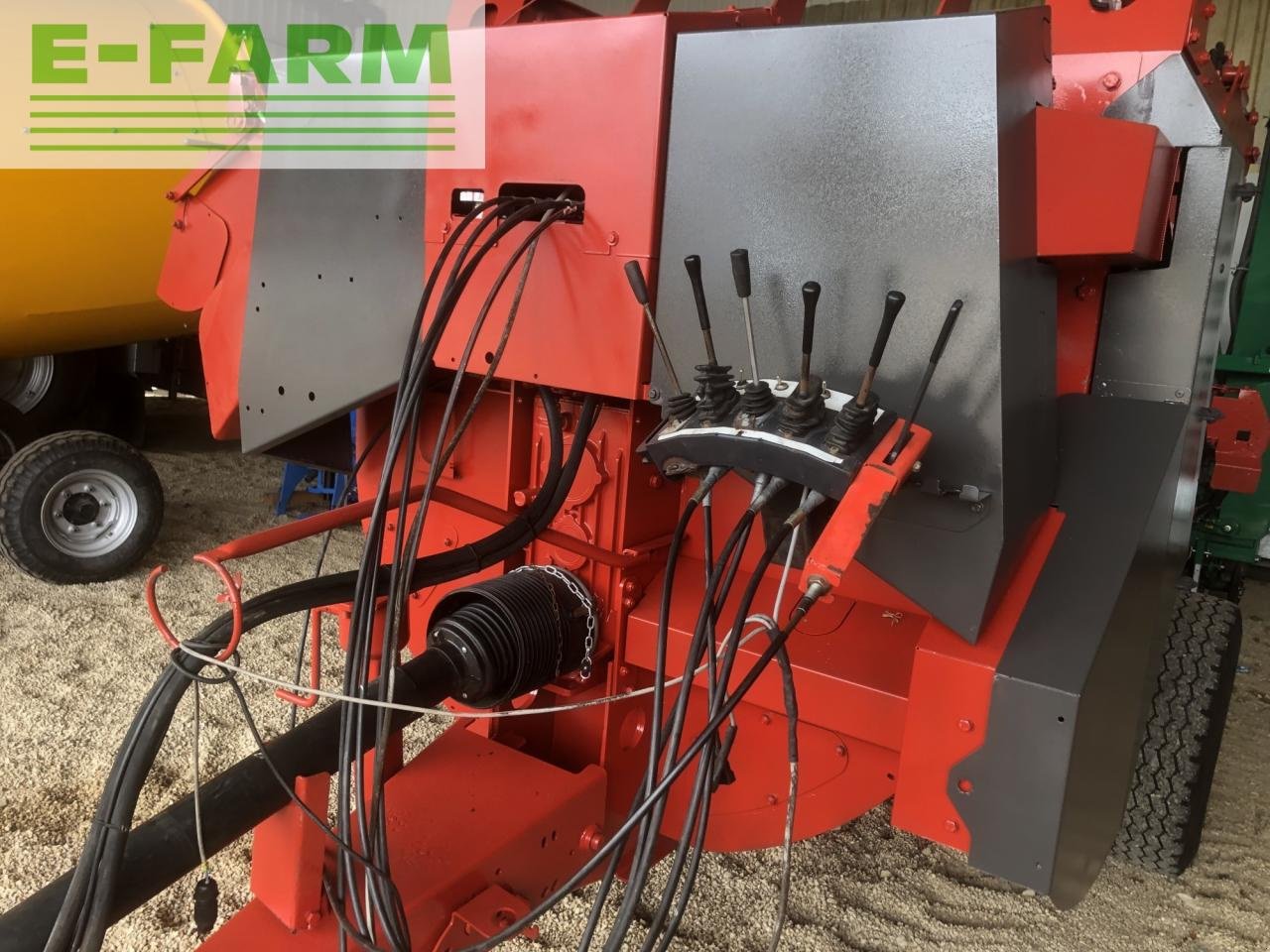 Sonstige Fütterungstechnik от тип Kuhn altor 4560, Gebrauchtmaschine в PONTIVY (56 - MORBIHAN) (Снимка 8)