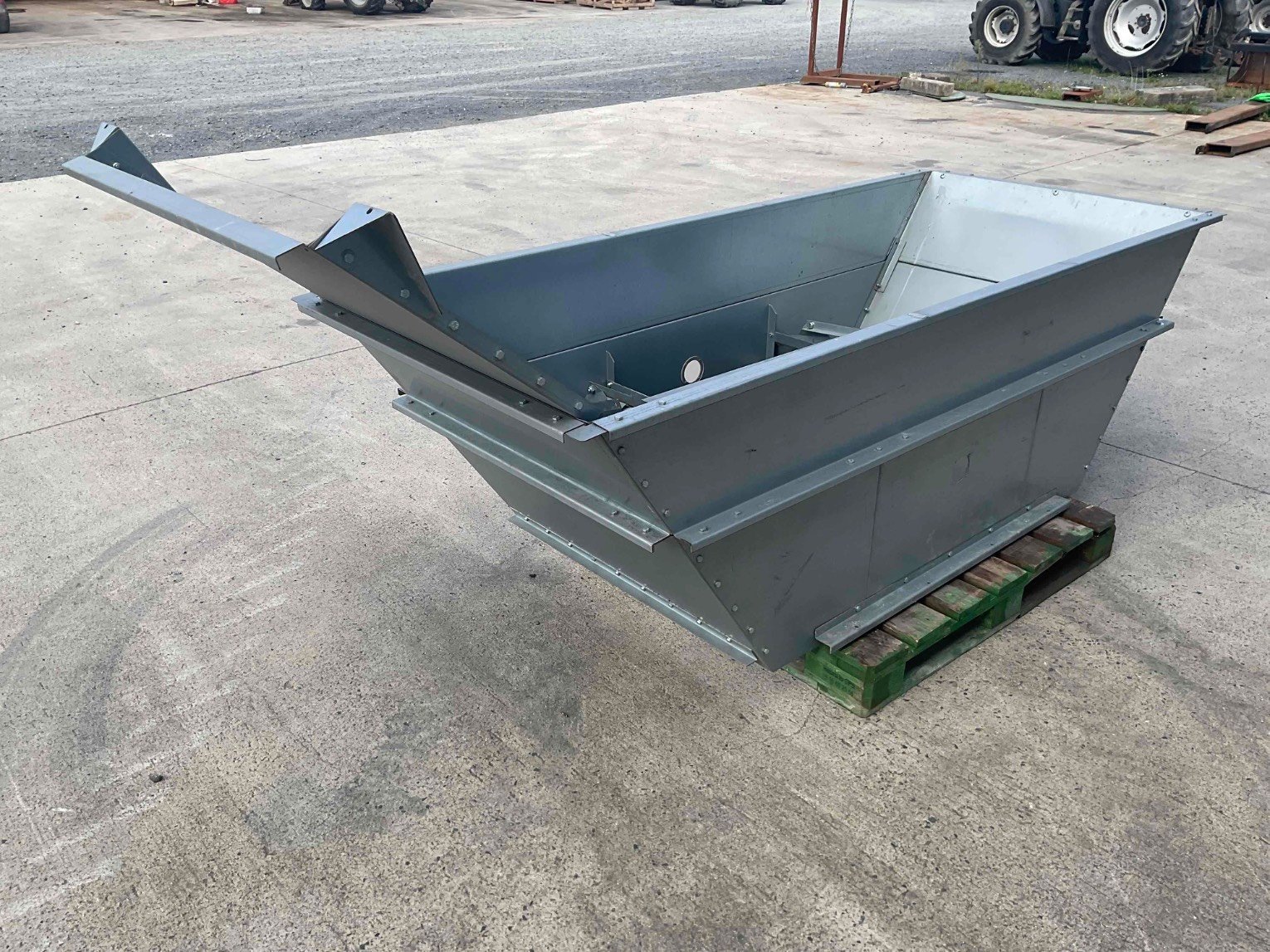 Sonstige Fütterungstechnik от тип Murska Aplatisseur TREMIE700HD . Murska, Gebrauchtmaschine в SAINT CLAIR SUR ELLE (Снимка 2)