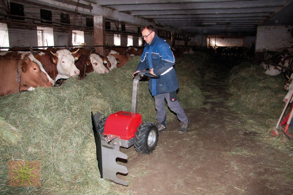 Sonstige Fütterungstechnik typu RMH Kombi MAX Futterschieber, Neumaschine v Henndorf am Wallersee (Obrázek 1)