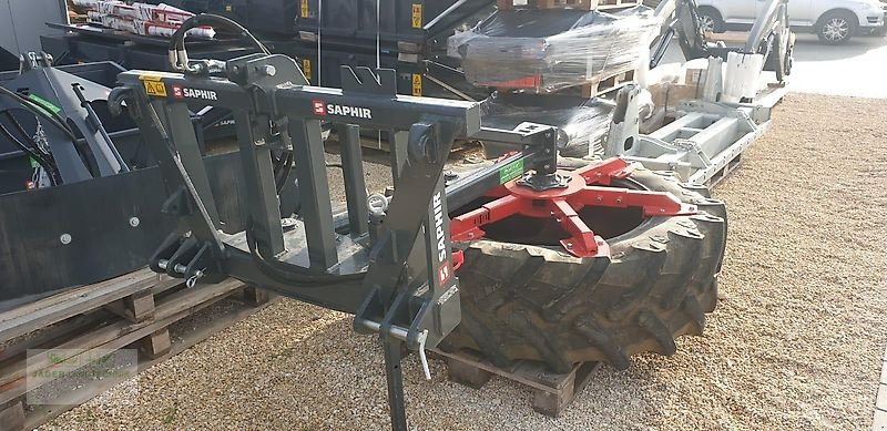 Sonstige Fütterungstechnik van het type Saphir Futterkehrreifen/EURO-Aufnahme/3-Punkt Aufnahme, Vorführmaschine in Gerstetten (Foto 2)