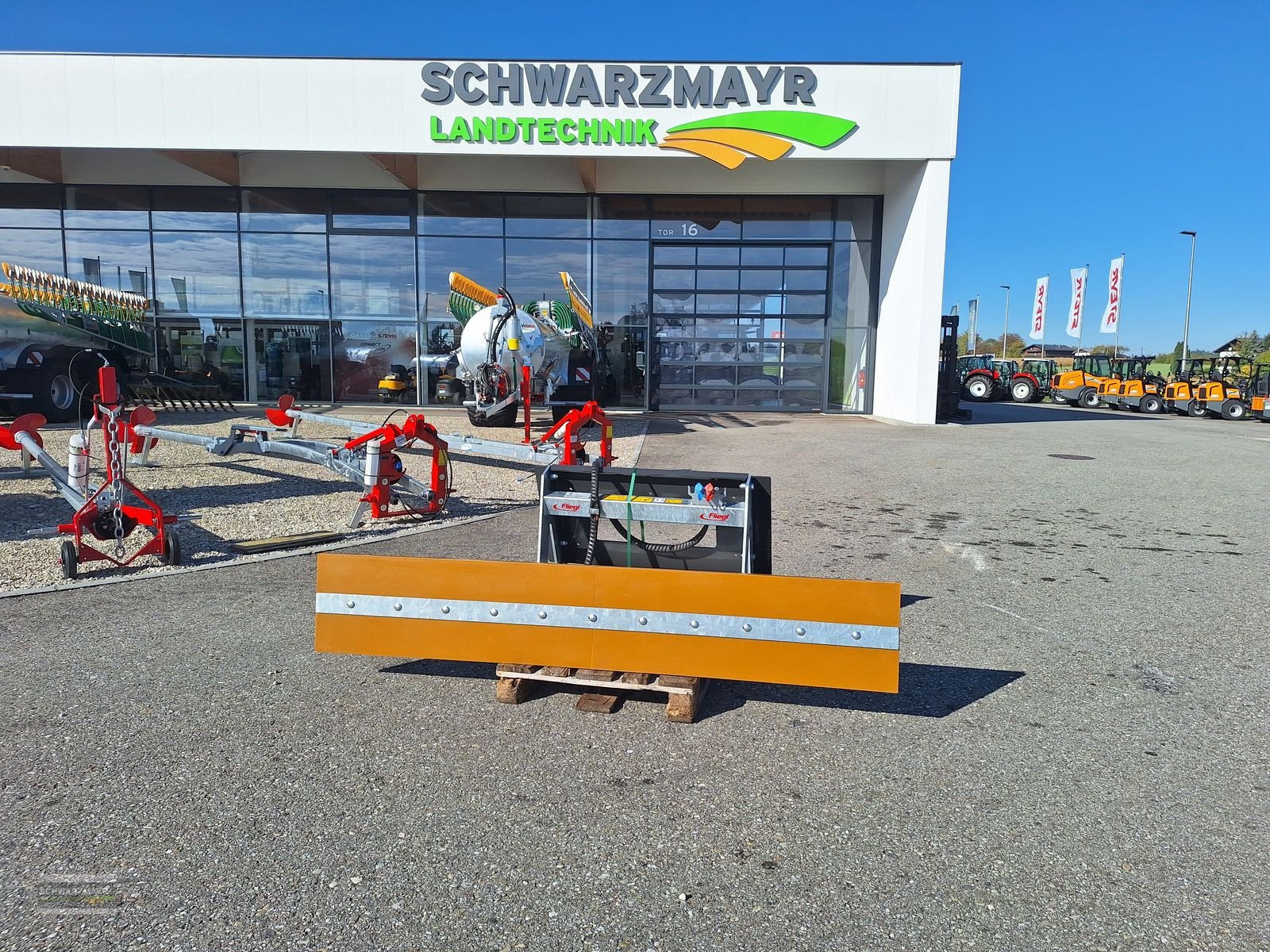 Sonstige Fütterungstechnik des Typs Sonstige Fliegl AgroCenter Schiebeschild 2300hy, Neumaschine in Gampern (Bild 2)