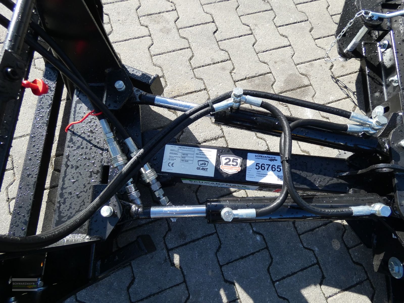 Sonstige Fütterungstechnik of the type Sonstige Giant Futterschieber 2000Euro, Neumaschine in Gampern (Picture 9)