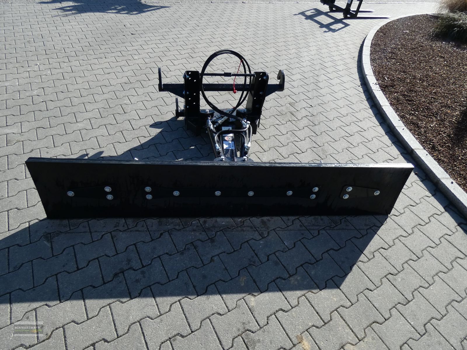 Sonstige Fütterungstechnik of the type Sonstige Giant Futterschieber 2000Euro, Neumaschine in Gampern (Picture 5)