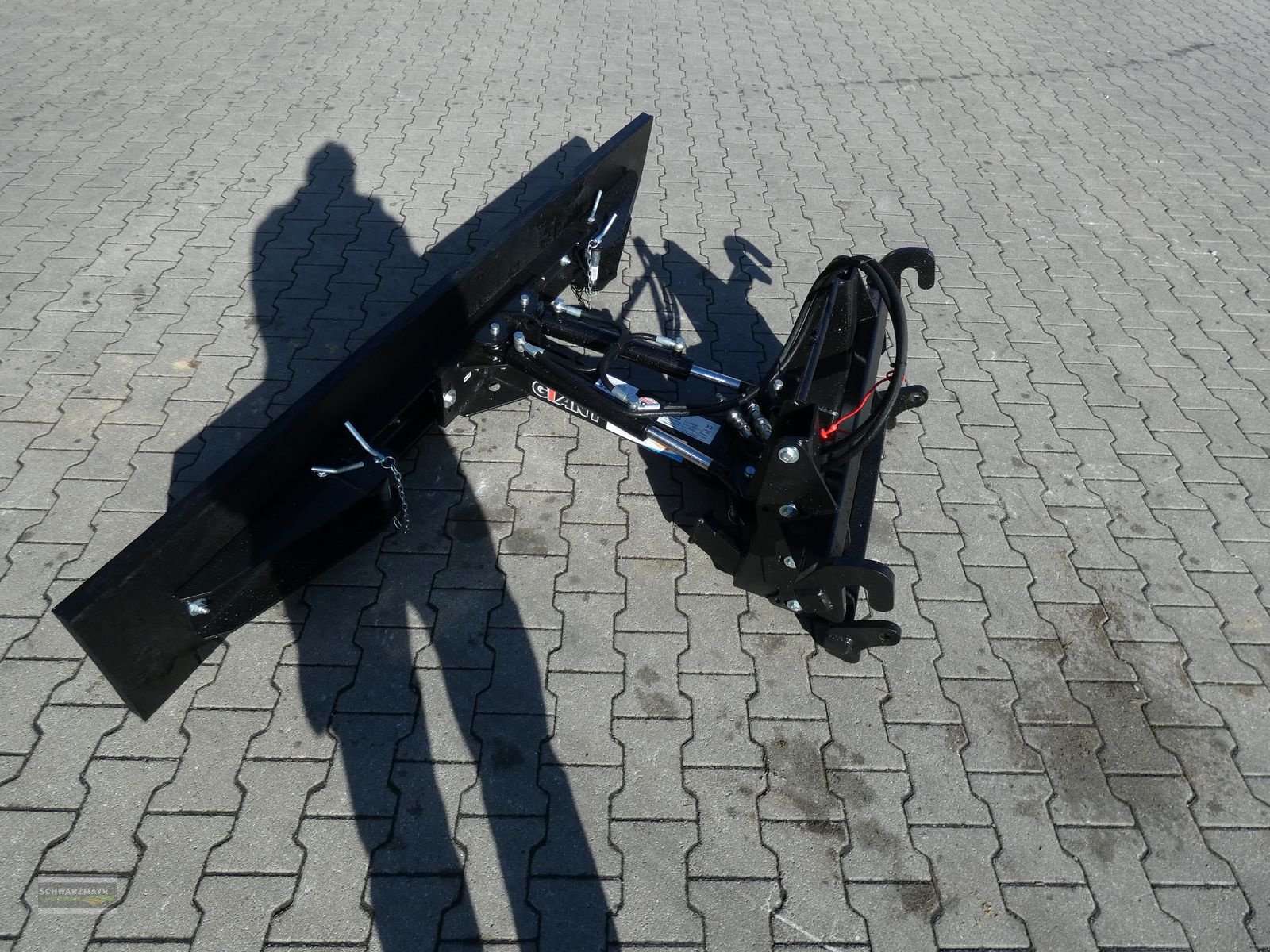 Sonstige Fütterungstechnik of the type Sonstige Giant Futterschieber 2000Euro, Neumaschine in Gampern (Picture 3)