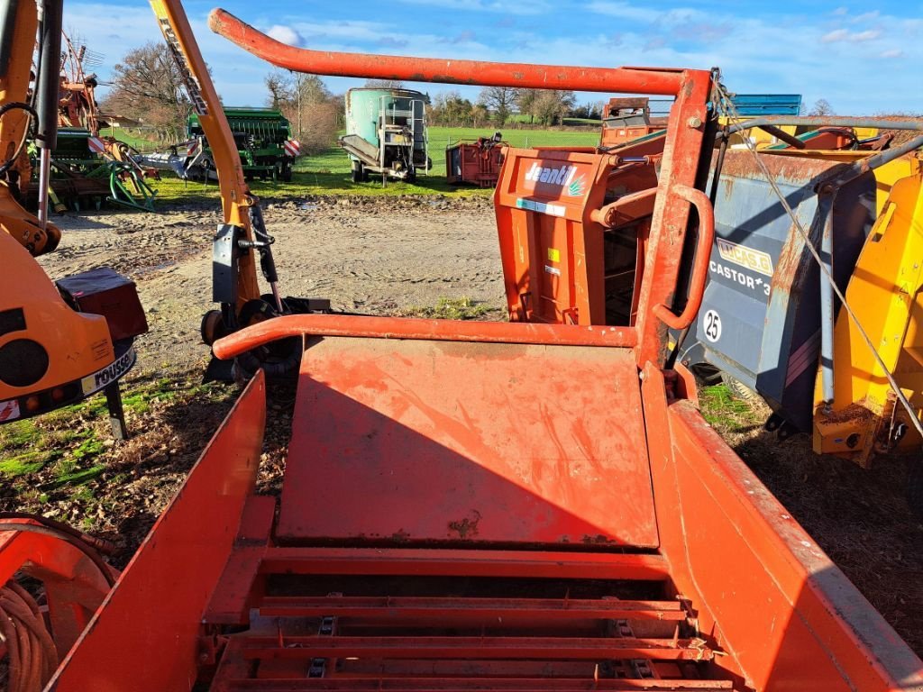 Sonstige Fütterungstechnik a típus Sonstige Rollb, Gebrauchtmaschine ekkor: MORLHON LE HAUT (Kép 2)