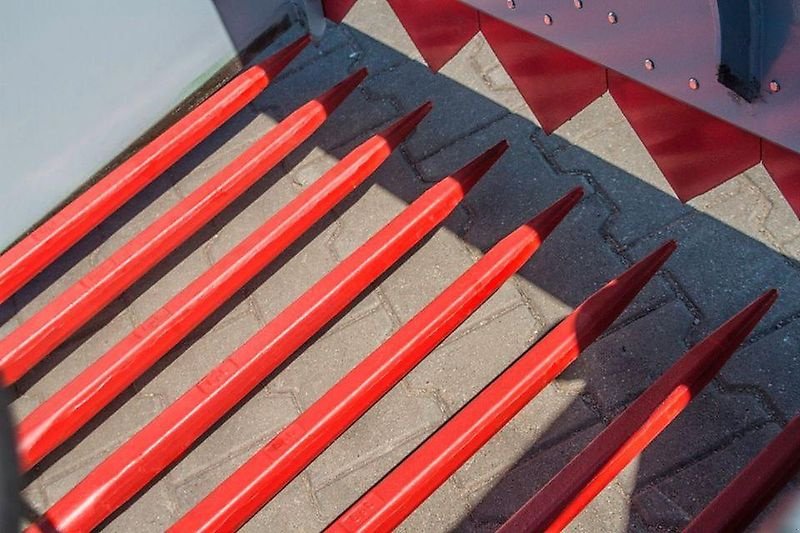 Sonstige Fütterungstechnik typu Sonstige Siloschneidezange Siloblockschneider Siloschneider Silogabel, Gebrauchtmaschine v Schmallenberg (Obrázek 8)