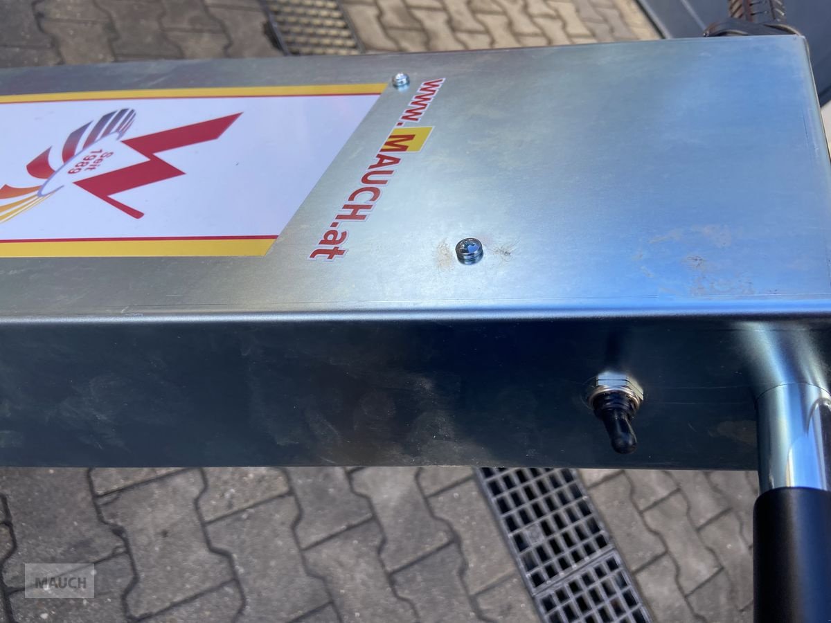 Sonstige Fütterungstechnik des Typs Sonstige Spaltenschieber Elektro WS800 Vario, Neumaschine in Burgkirchen (Bild 11)