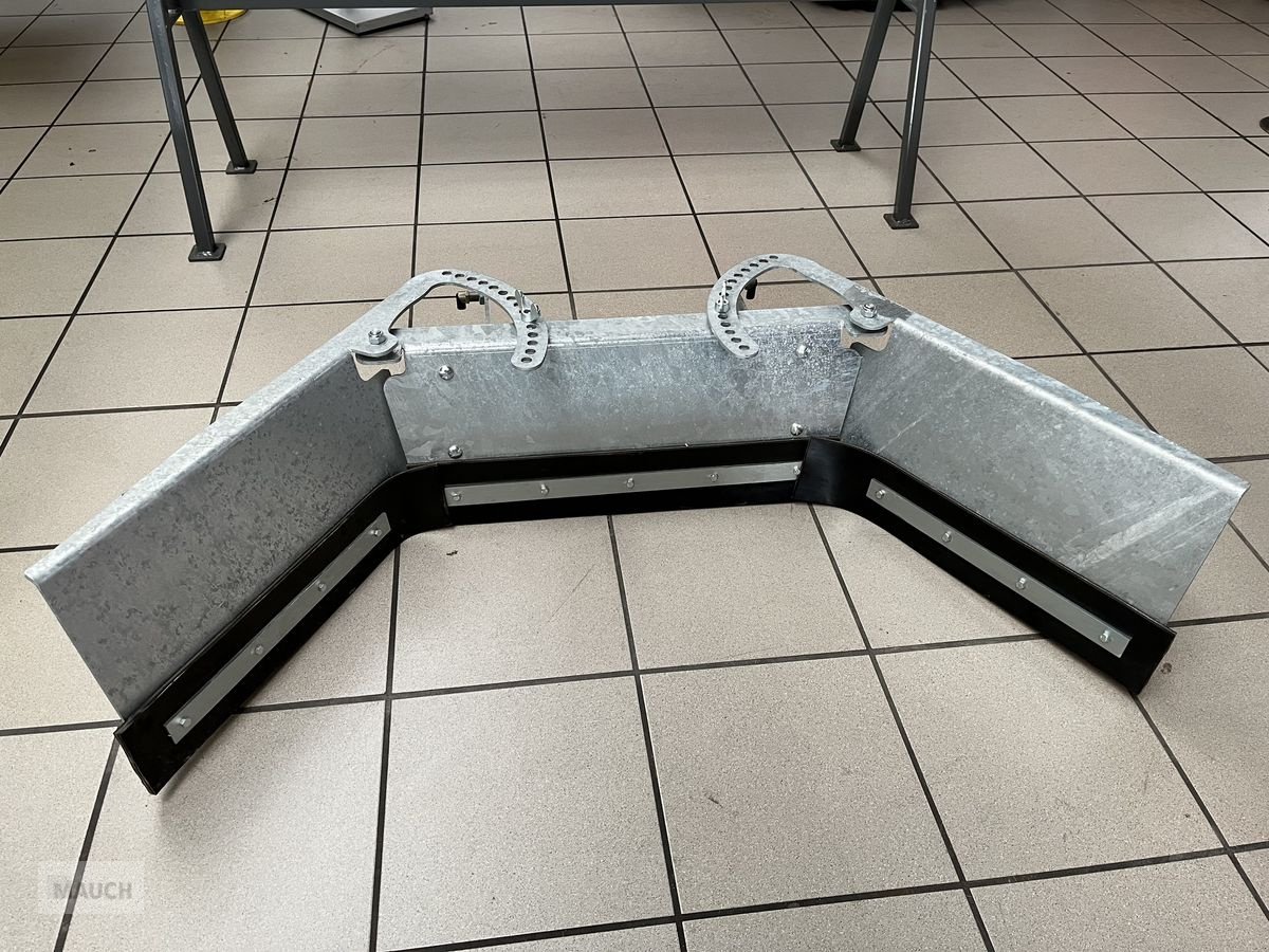 Sonstige Fütterungstechnik des Typs Sonstige Spaltenschieber Elektro WS800 Vario, Neumaschine in Burgkirchen (Bild 17)