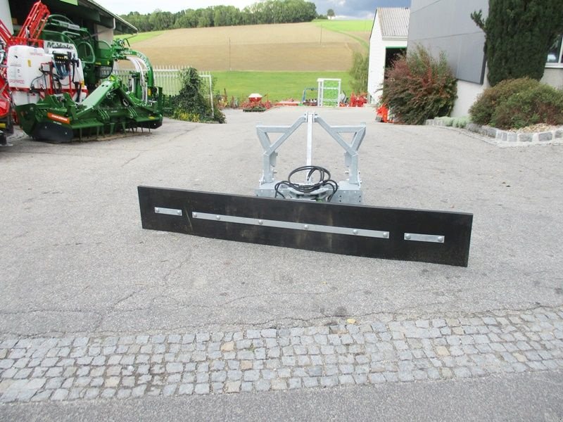 Sonstige Fütterungstechnik Türe ait Sonstige Zocon RS-H 270 Gummischieber, Neumaschine içinde St. Marienkirchen (resim 5)