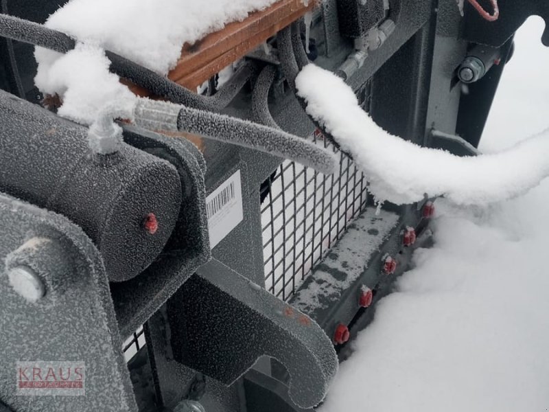 Sonstige Fütterungstechnik des Typs Stekro Silageschneidzange, Neumaschine in Geiersthal (Bild 1)