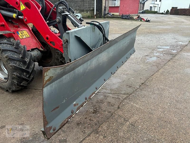 Sonstige Fütterungstechnik типа Weidemann  Futterschieber hydraulisch, Gebrauchtmaschine в Colmar-Berg (Фотография 2)