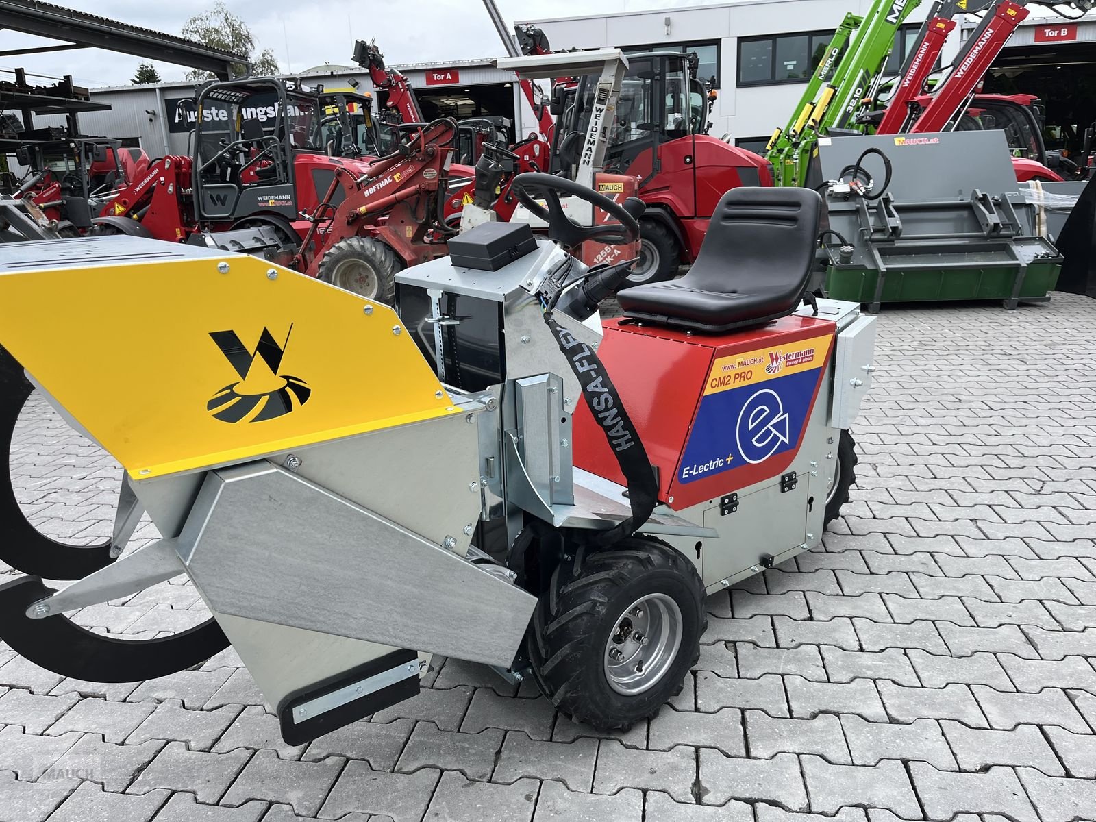 Sonstige Fütterungstechnik des Typs Westermann CM2 Pro Electric Plus, elektrische Aushebung, Neumaschine in Burgkirchen (Bild 18)