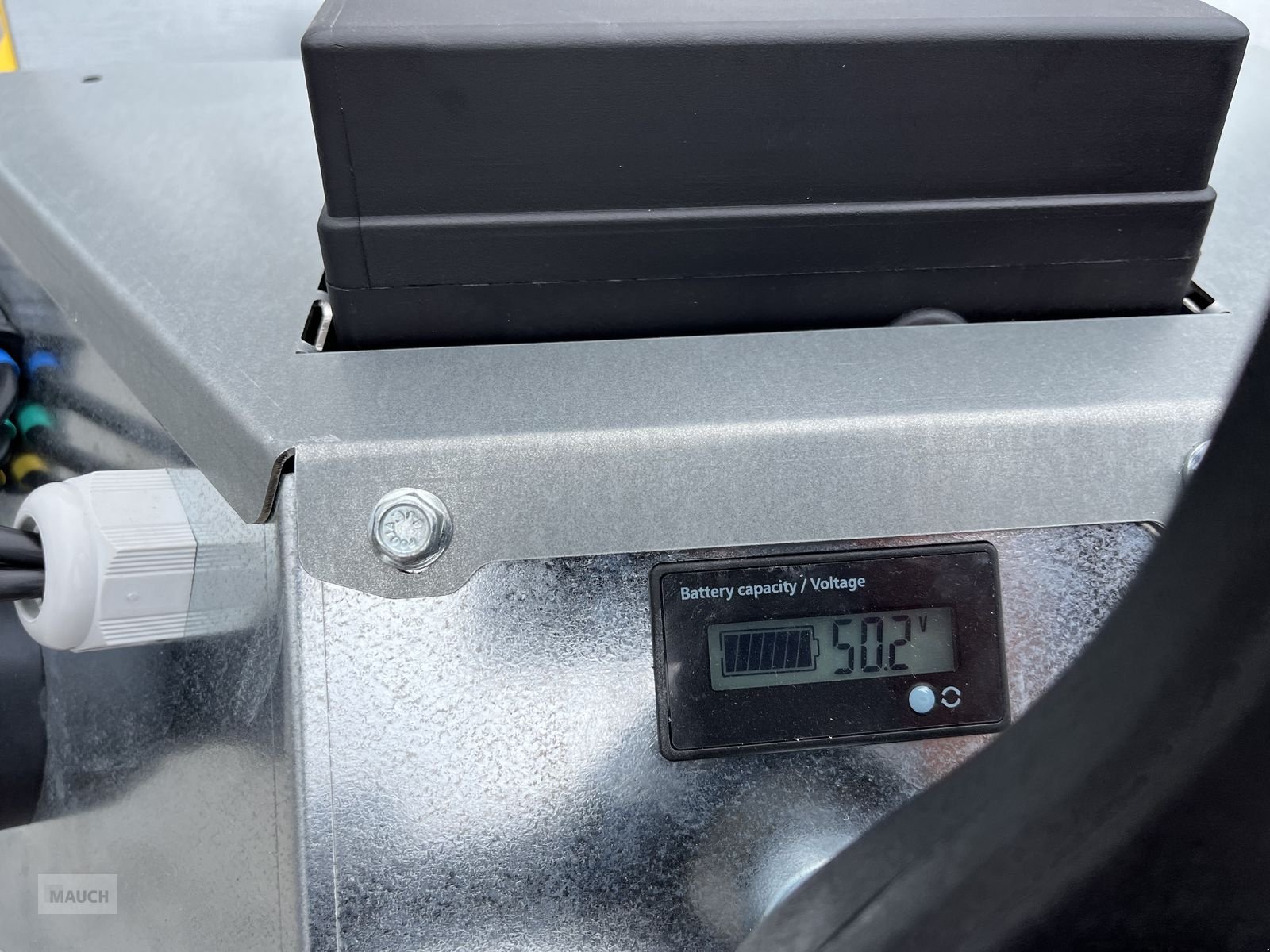 Sonstige Fütterungstechnik des Typs Westermann CM2 Pro Electric Plus, elektrische Aushebung, Neumaschine in Burgkirchen (Bild 26)