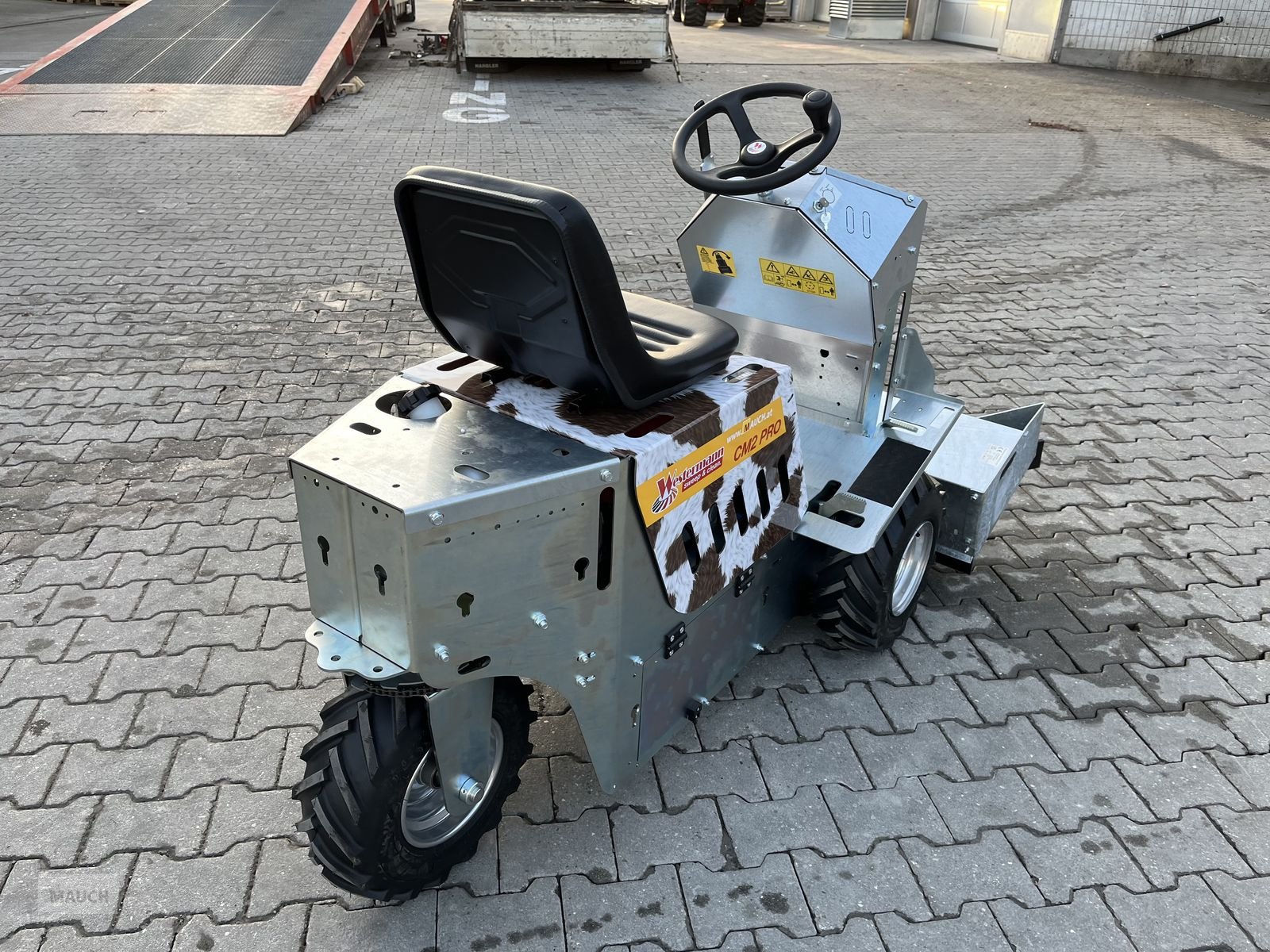 Sonstige Fütterungstechnik des Typs Westermann CM2 Pro Honda GXV390 E-Start mit Spaltenschieber, Neumaschine in Burgkirchen (Bild 5)