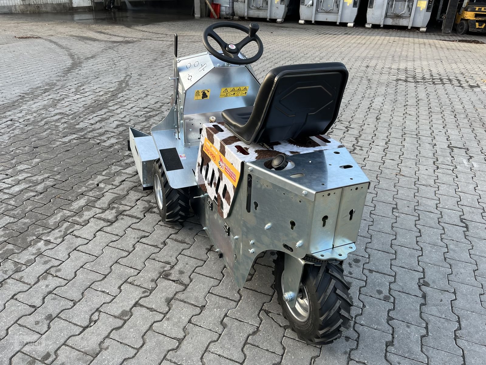 Sonstige Fütterungstechnik des Typs Westermann CM2 Pro Honda GXV390 E-Start mit Spaltenschieber, Neumaschine in Burgkirchen (Bild 7)