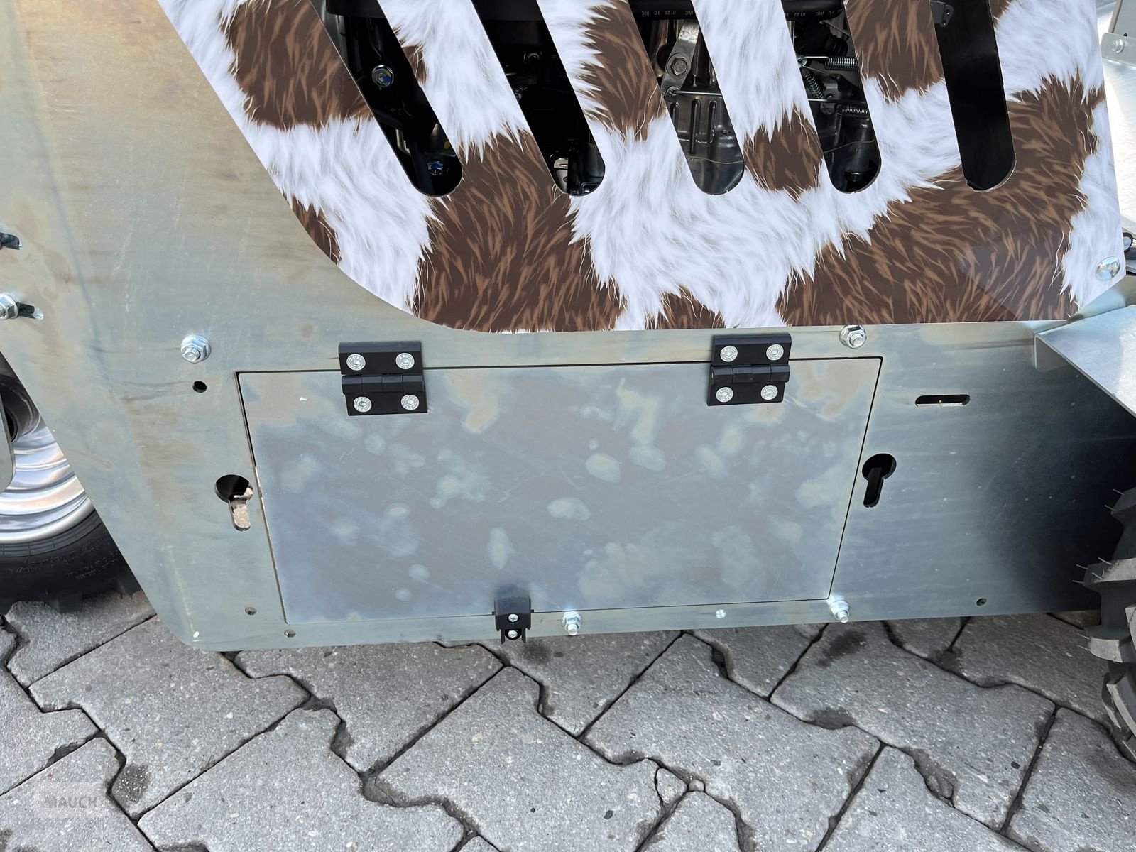 Sonstige Fütterungstechnik des Typs Westermann CM2 Pro Honda GXV390 E-Start mit Spaltenschieber, Neumaschine in Burgkirchen (Bild 9)