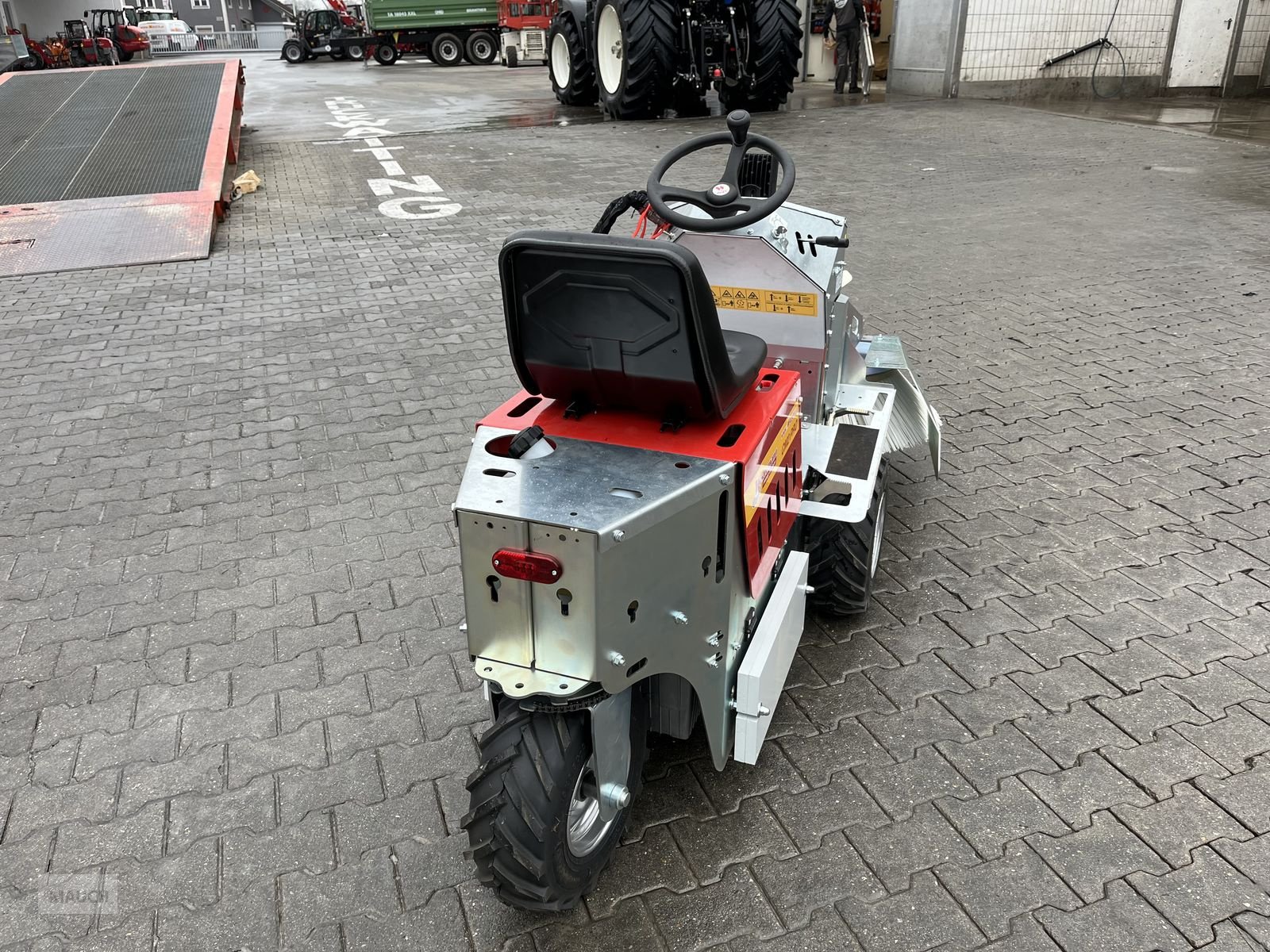 Sonstige Fütterungstechnik des Typs Westermann CM2 Pro Honda Hydraulik E-Start, Neumaschine in Burgkirchen (Bild 11)