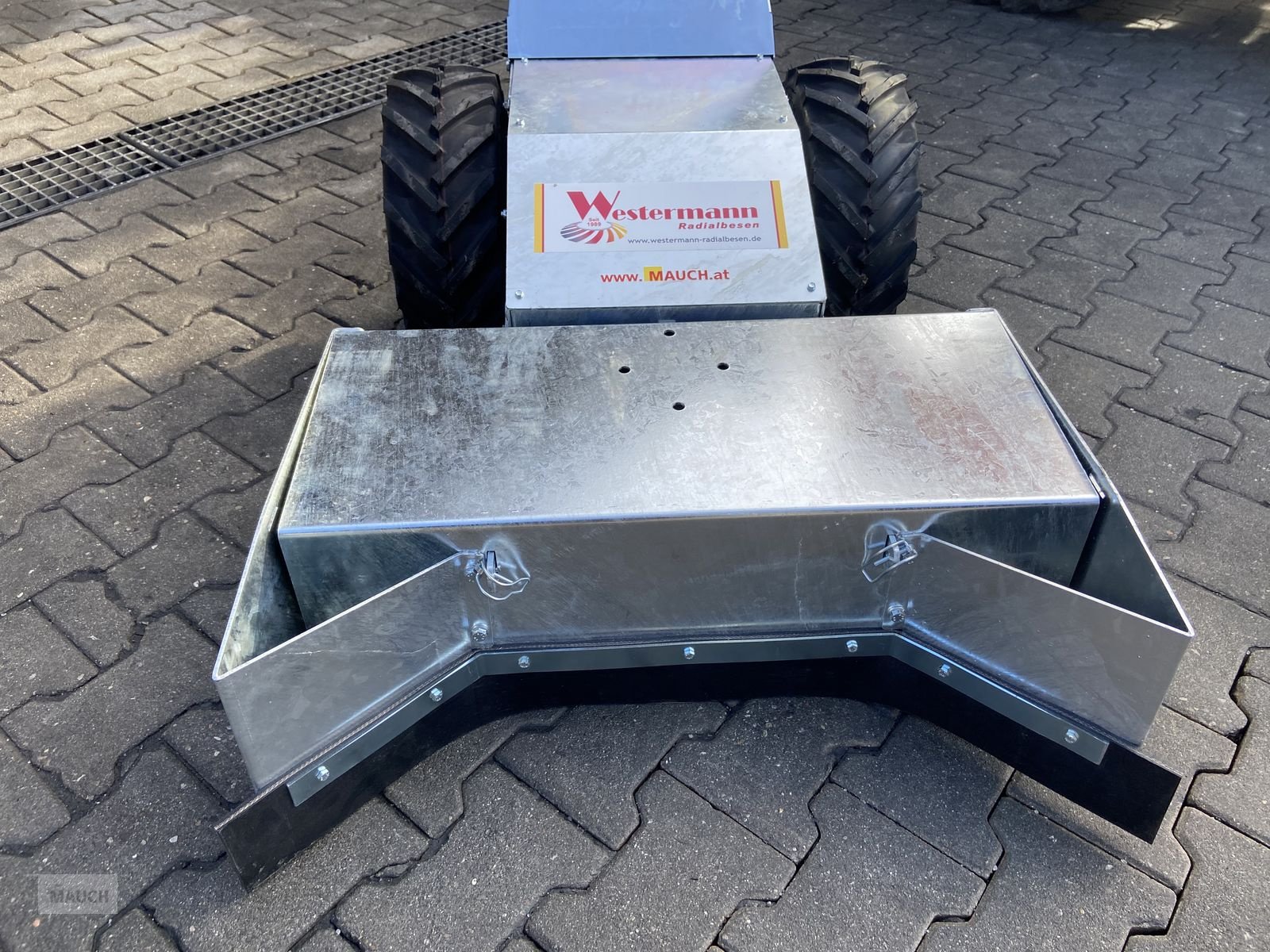 Sonstige Fütterungstechnik Türe ait Westermann WS 800 Vario Futter / Spaltenschieber, Neumaschine içinde Burgkirchen (resim 15)