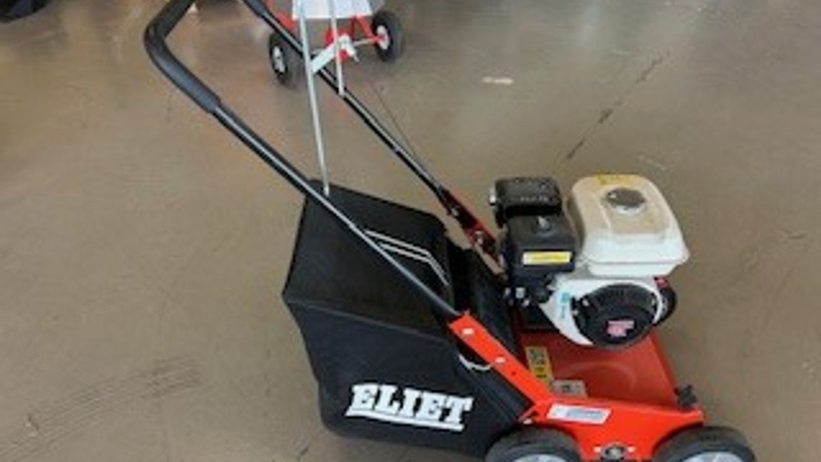 Sonstige Gartentechnik & Kommunaltechnik des Typs Ariens E401 VM plænelufter, Gebrauchtmaschine in Ringe (Bild 2)