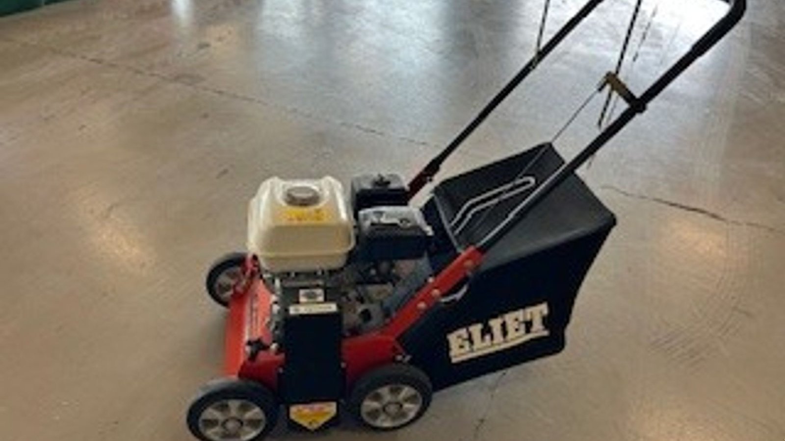 Sonstige Gartentechnik & Kommunaltechnik des Typs Ariens E401 VM plænelufter, Gebrauchtmaschine in Ringe (Bild 6)