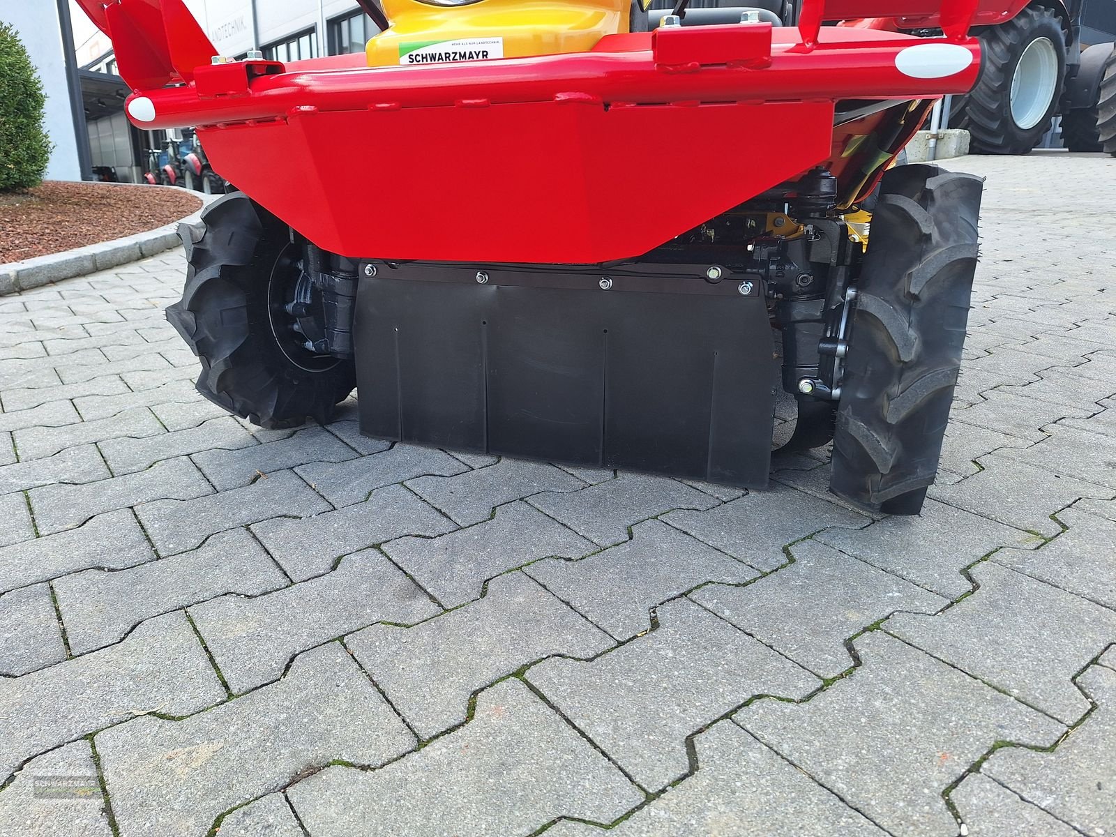 Sonstige Gartentechnik & Kommunaltechnik van het type Canycom CMX 1402 AWD, Neumaschine in Gampern (Foto 22)