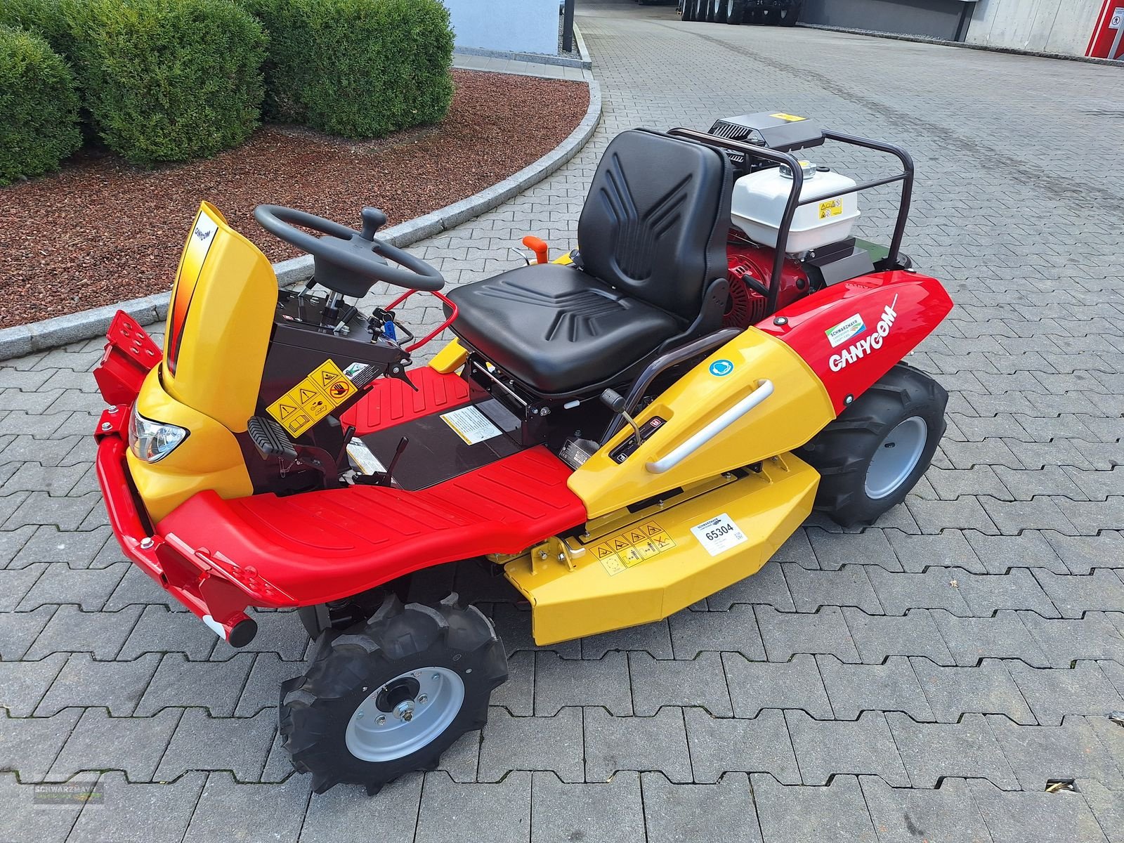 Sonstige Gartentechnik & Kommunaltechnik van het type Canycom CMX 1402 AWD, Neumaschine in Gampern (Foto 3)