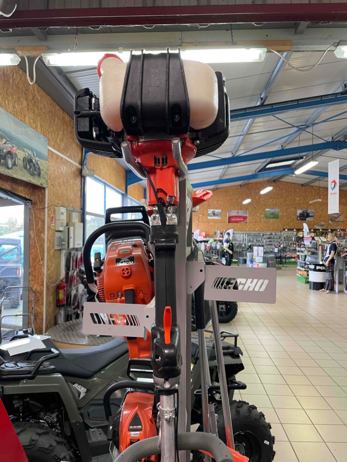 Sonstige Gartentechnik & Kommunaltechnik des Typs Echo PAS2620ES, Gebrauchtmaschine in LA SOUTERRAINE (Bild 4)