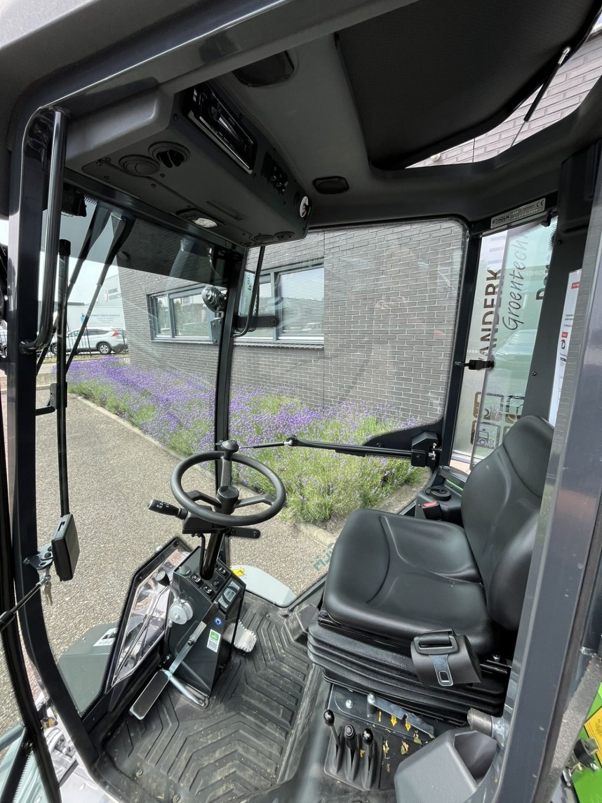 Sonstige Gartentechnik & Kommunaltechnik of the type Egholm Park Ranger 2155, Neumaschine in Stellendam (Picture 7)